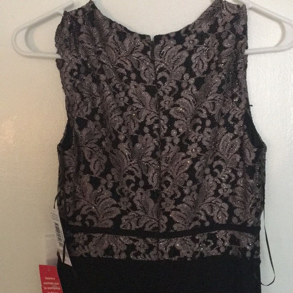 Didn’t fit when it came time to wear it. - Picture 3 of 3